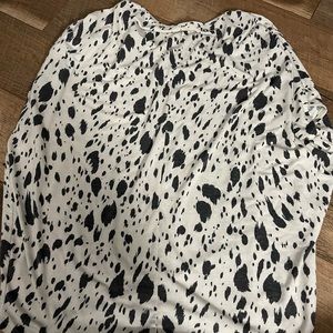 Tapered short sleeve top